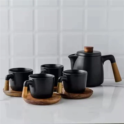 Čierny porcelánový čajový set